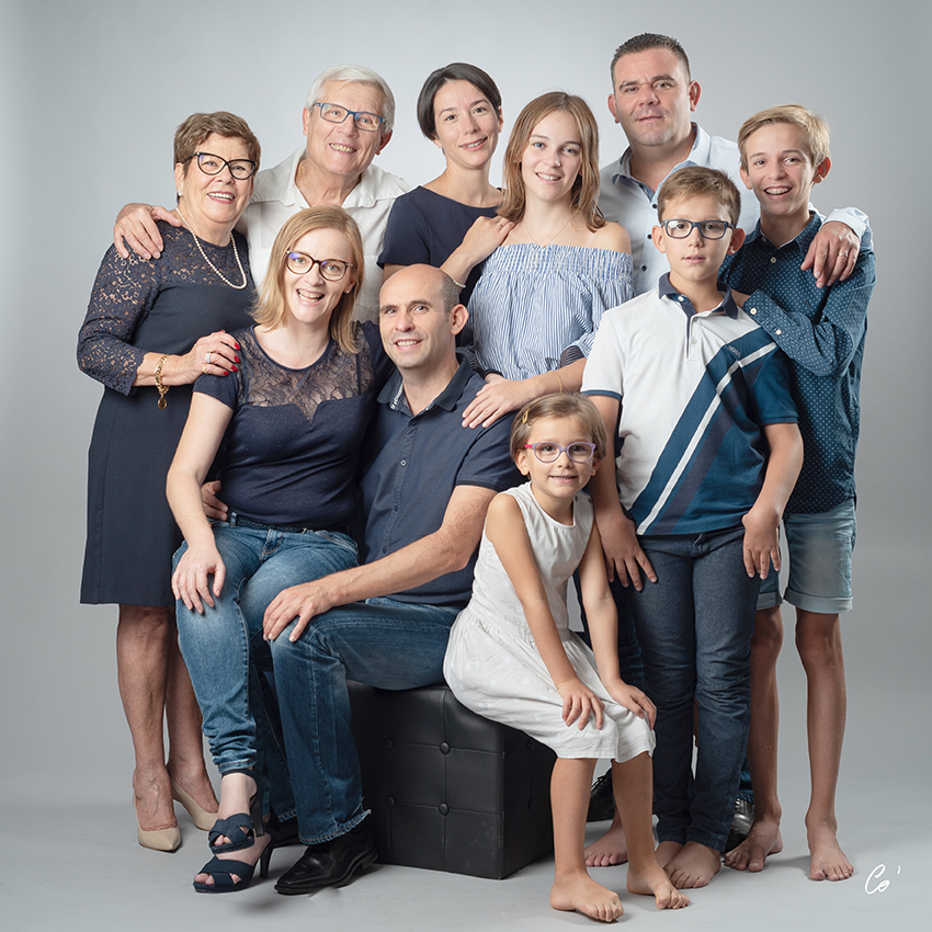 Séance photo famille en studio à Bourg en Bresse
