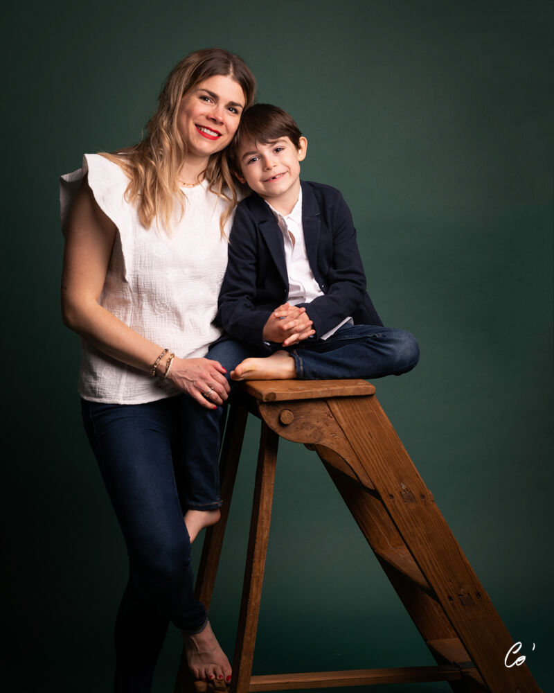 spécialiste en portrait de famille portrait maman et fils