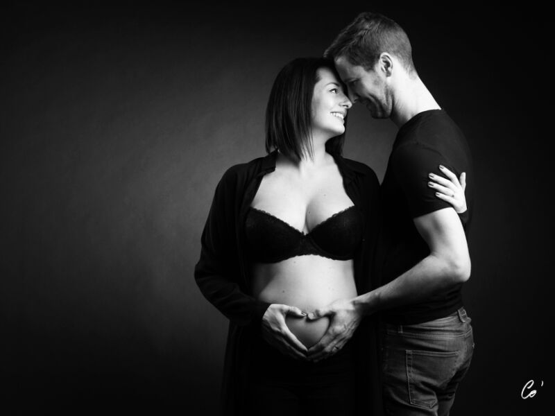 photo de grossesse en studio photo de grossesse